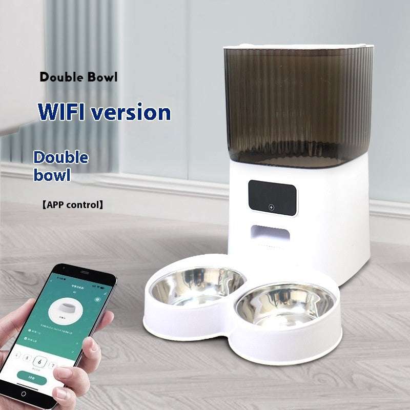 Automatic 5L pet feeder with visual feeding manager for dogs and cats, white and dark brown design, compact size.