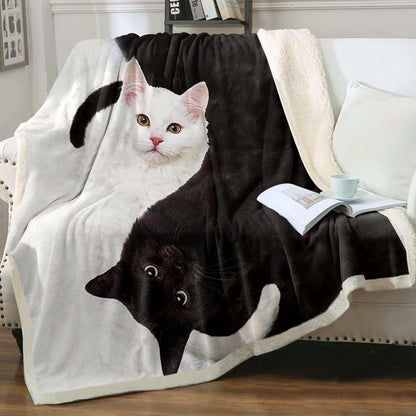  Soft Cat Sherpa Blanket with white and black cat prints, double-layer polyester fleece for kids and adults